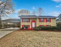 Pre-foreclosure in  Green Meadows Ln Morrow, GA 30260