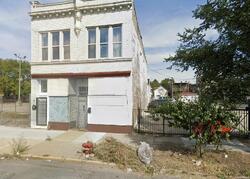 Pre-foreclosure in  W Roosevelt Rd Chicago, IL 60608