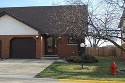 Pre-foreclosure in  Fairview Dr Manhattan, IL 60442