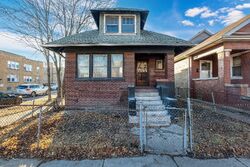 Pre-foreclosure in  N Leclaire Ave Chicago, IL 60651