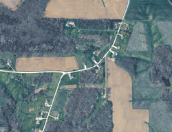 Pre-foreclosure in  N Indian Ridge Rd East Dubuque, IL 61025