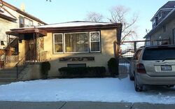 Pre-foreclosure in  N Oak Park Ave Elmwood Park, IL 60707