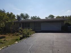 Pre-foreclosure in  W 129th St Palos Park, IL 60464