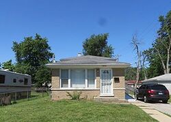 Pre-foreclosure in  Seeley Ave Harvey, IL 60426