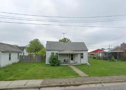Pre-foreclosure in  Park Ave New Albany, IN 47150