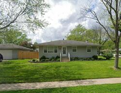 Pre-foreclosure in  70th Pl Schererville, IN 46375