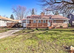 Pre-foreclosure in  Waymond Ave Highland, IN 46322