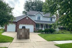 Pre-foreclosure in  Deer Run Dr Schererville, IN 46375