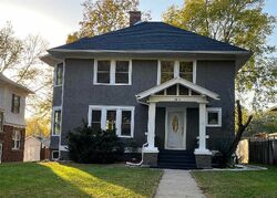 Pre-foreclosure in  Jennings St Sioux City, IA 51104
