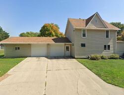  E Olive St, Laurens IA