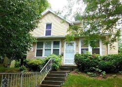 Pre-foreclosure Listing in E 7th St DAVENPORT, IA 52803