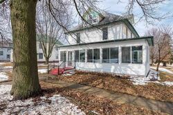 Pre-foreclosure in  E Jayne St Lone Tree, IA 52755