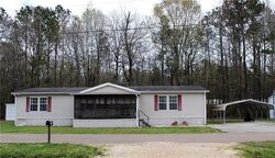 Pre-foreclosure in  Dorothy Ln Tickfaw, LA 70466