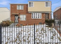 Pre-foreclosure in  Dunlap St Temple Hills, MD 20748