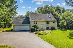 Pre-foreclosure in  N Precinct St Lakeville, MA 02347