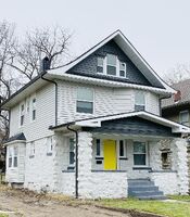 Pre-foreclosure in  College Ave Kansas City, MO 64128