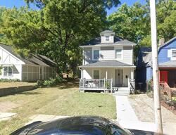 Pre-foreclosure in  Highland Ave Kansas City, MO 64109