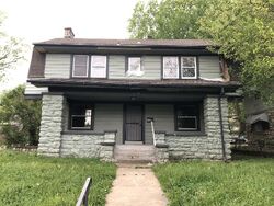 Pre-foreclosure in  Victor St Kansas City, MO 64128