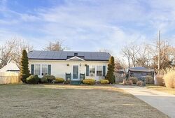Pre-foreclosure in  N 1st St Pleasantville, NJ 08232
