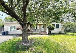 Pre-foreclosure in  Gull Ct Forked River, NJ 08731