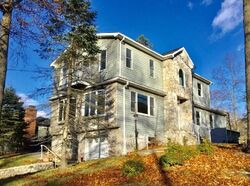 Pre-foreclosure in  Dell Rd Landing, NJ 07850