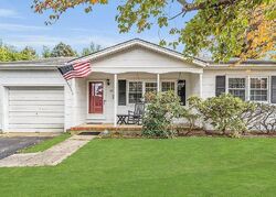 Pre-foreclosure in  Georgetown Rd Toms River, NJ 08757
