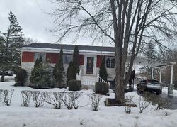 Pre-foreclosure in  Clayton Rd Schenectady, NY 12304