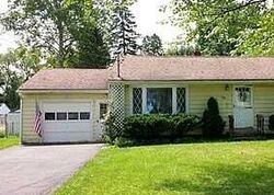  E Dauenhauer St, East Syracuse NY