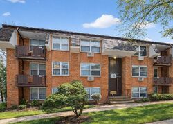 Pre-foreclosure in  Kearsing Pkwy Apt A Monsey, NY 10952