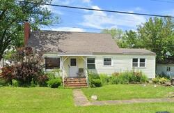 Pre-foreclosure in  Court Ave Erie, PA 16506