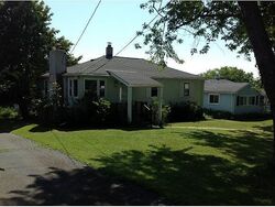 Pre-foreclosure in  Glenwood Rd Vestal, NY 13850