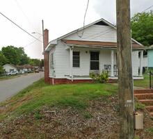 Pre-foreclosure in  E 2nd St Newton, NC 28658