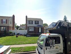Pre-foreclosure in  Queens Ave Elmont, NY 11003