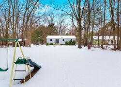Pre-foreclosure in  Hetcheltown Rd Schenectady, NY 12302