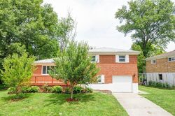 Pre-foreclosure in  Corona Rd Cincinnati, OH 45240