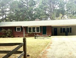 Pre-foreclosure in  N Currant St Pinebluff, NC 28373