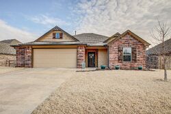 Pre-foreclosure in  N 124th East Ave Collinsville, OK 74021