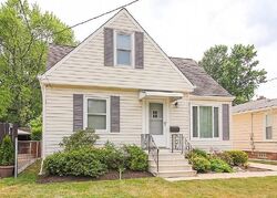Pre-foreclosure in  Meadowbrook Dr Cleveland, OH 44130