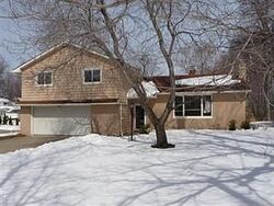 Pre-foreclosure in  Edenwood Rd Cleveland, OH 44121