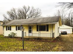 Pre-foreclosure in  Deforest Rd Se Warren, OH 44484