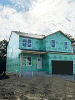 Pre-foreclosure in  Bay Port Dr Grove City, OH 43123