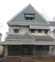 Pre-foreclosure in  HAMPDEN AVE Cleveland, OH 44108
