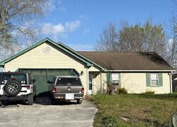 Pre-foreclosure in  DION DR Hubert, NC 28539