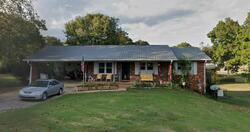 Pre-foreclosure in  LENWOOD DR Anniston, AL 36206