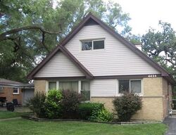 Pre-foreclosure in  W 123RD PL Alsip, IL 60803