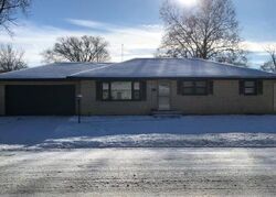 Pre-foreclosure in  JONATHAN AVE Rockford, IL 61103