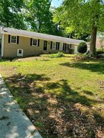  Carter Dr Nw, Lilburn GA