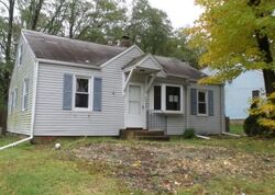 Pre-foreclosure in  CAROLINA AVE Cherry Hill, NJ 08003
