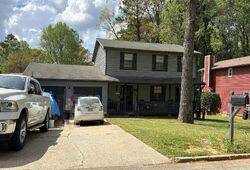 Pre-foreclosure in  CHARTLEY TRL Stone Mountain, GA 30083