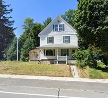 Pre-foreclosure in  CENTRAL ST West Boylston, MA 01583